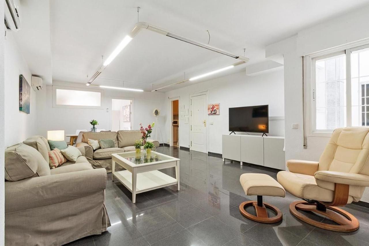 Apartament Amplio Piso En Atarazanas Malaga Zewnętrze zdjęcie