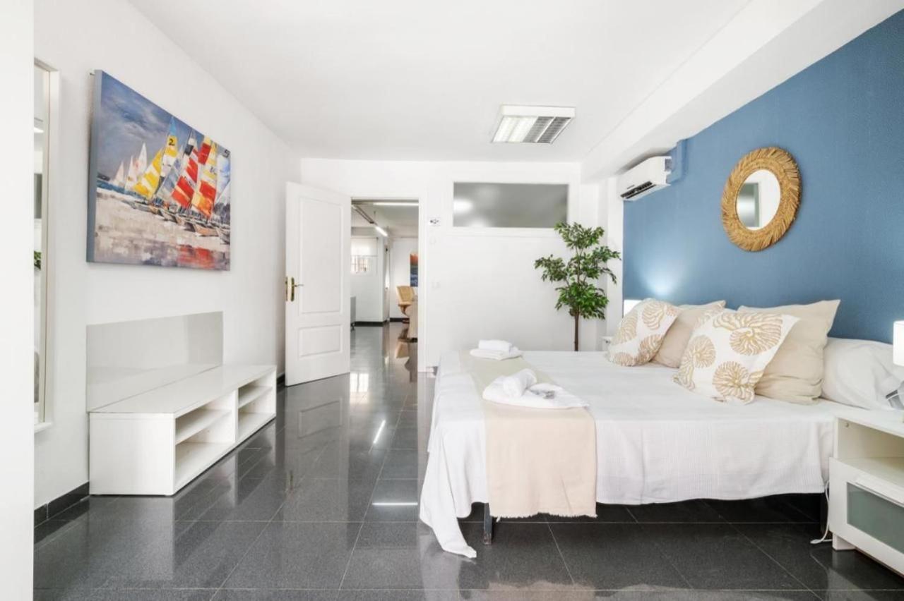 Apartament Amplio Piso En Atarazanas Malaga Zewnętrze zdjęcie