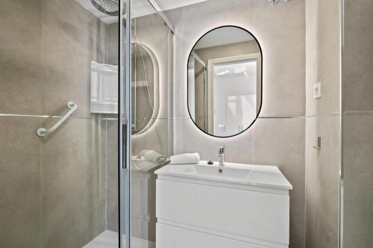 Apartament Amplio Piso En Atarazanas Malaga Zewnętrze zdjęcie